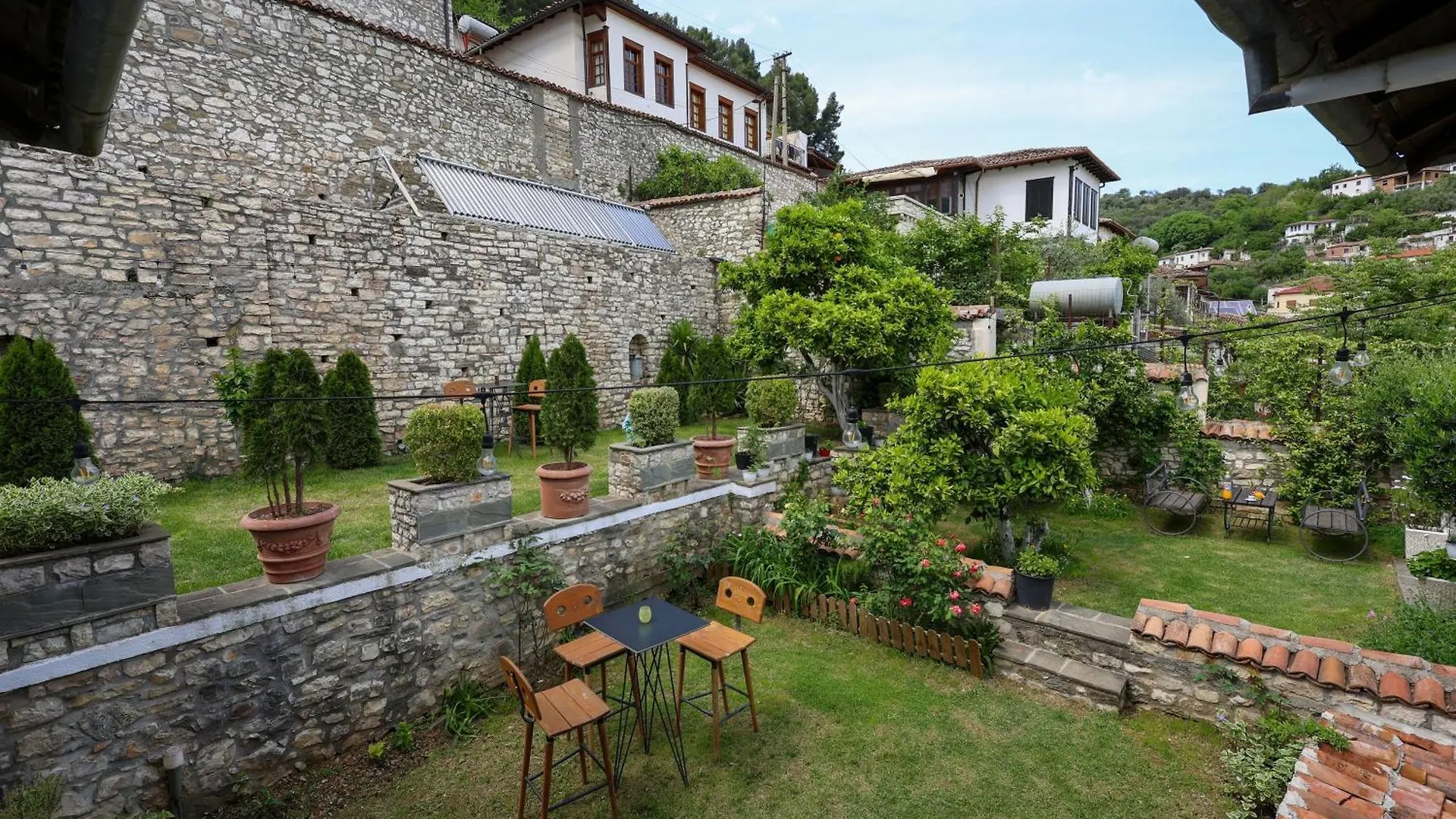 Villa Elmar Berat Hotel