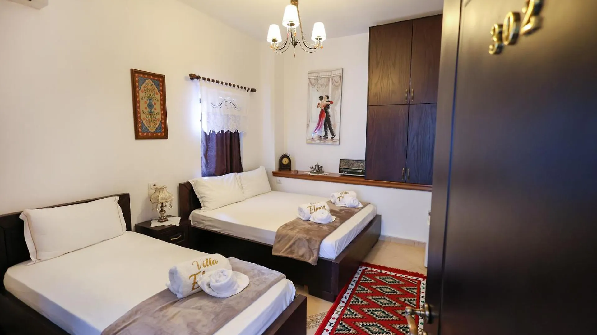 Villa Elmar Berat 4*,