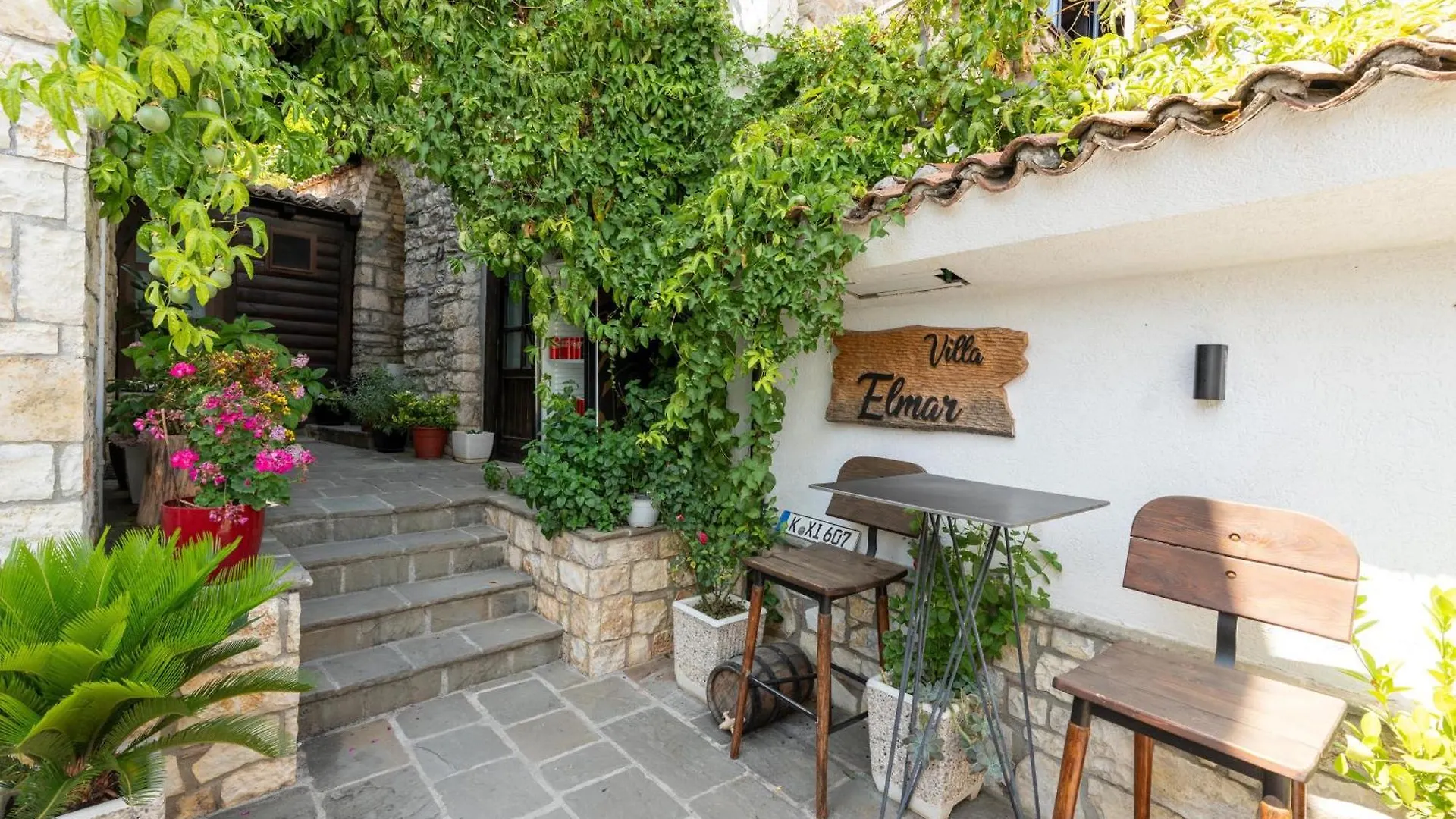 Villa Elmar Berat Hotel